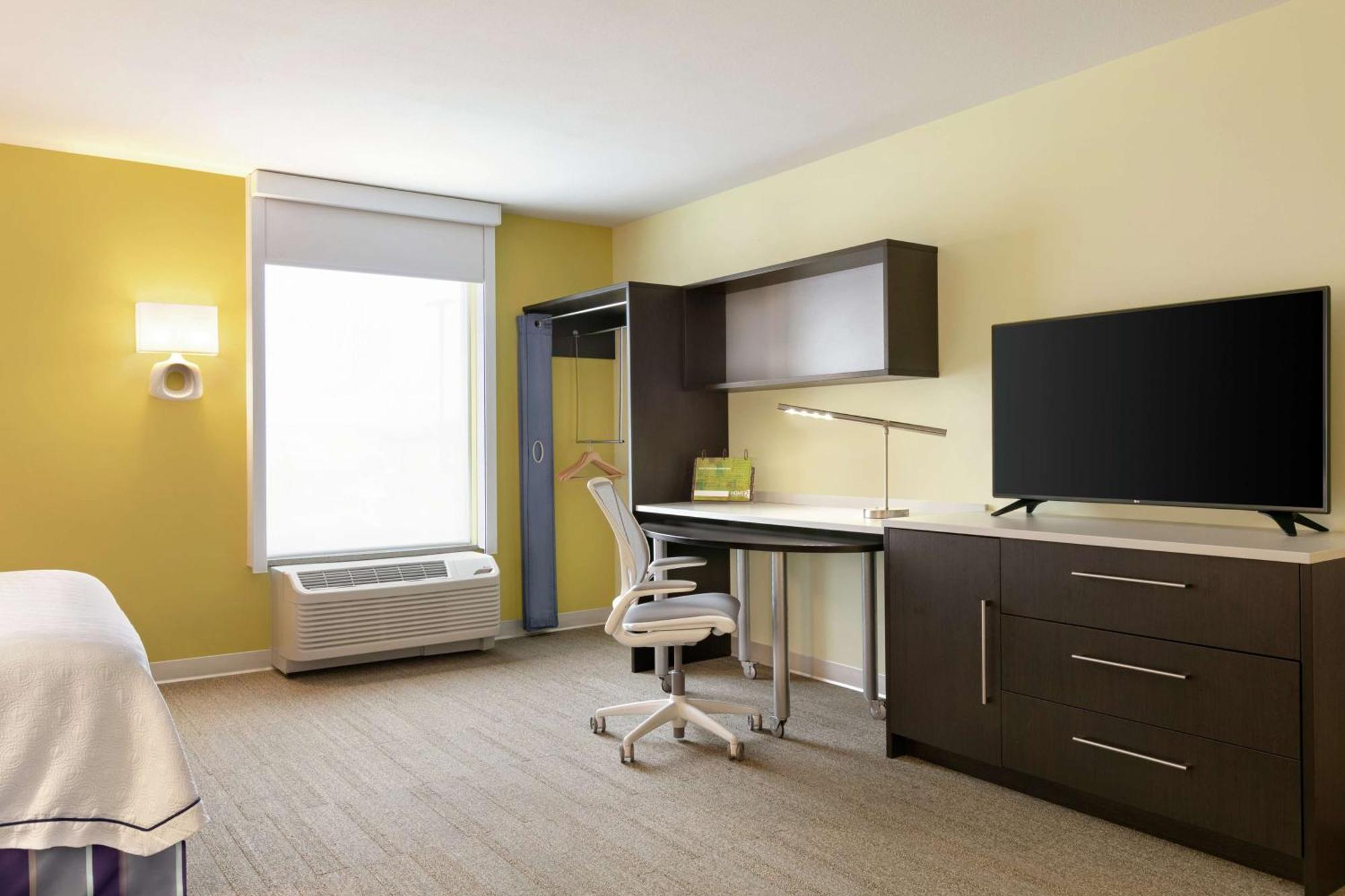 Home2 By Hilton St. John Hotel 3*